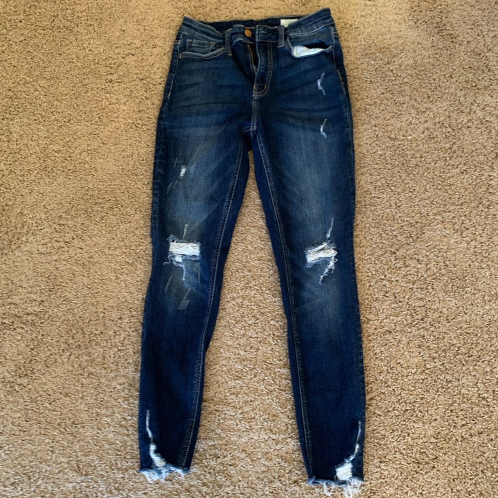 Young women’s jeans from Buckle
